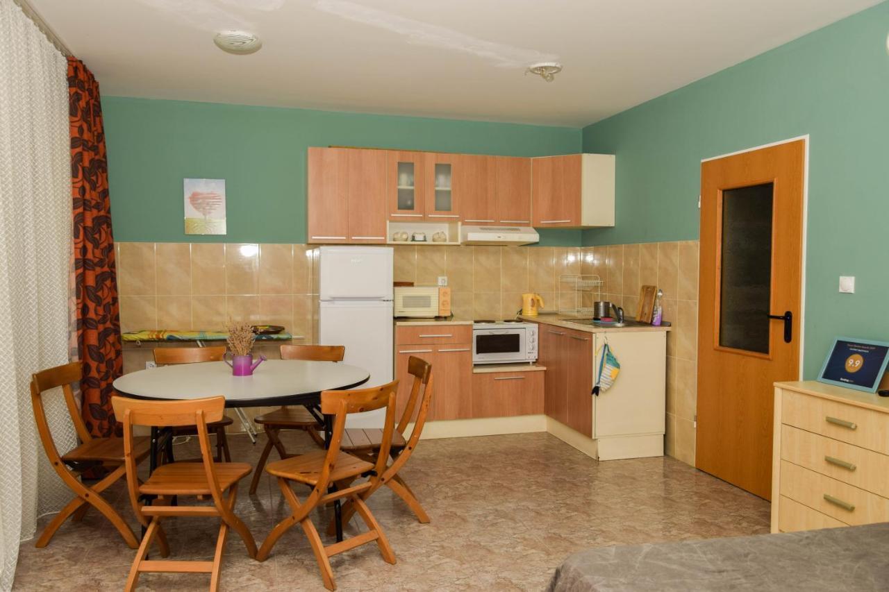 Comfort Apartment Pomorie Exterior photo