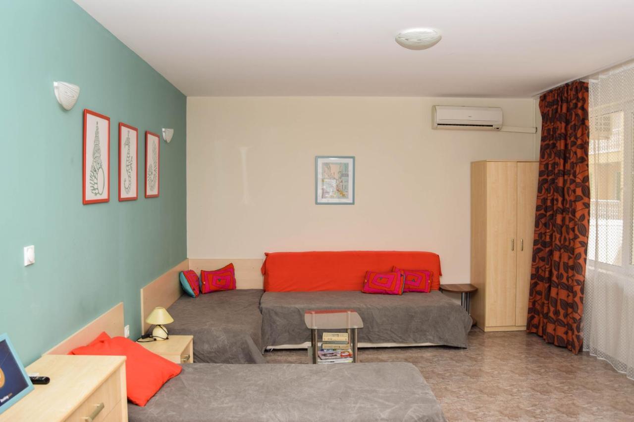 Comfort Apartment Pomorie Exterior photo