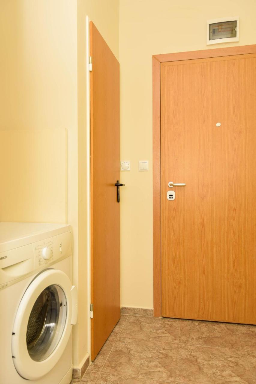 Comfort Apartment Pomorie Exterior photo