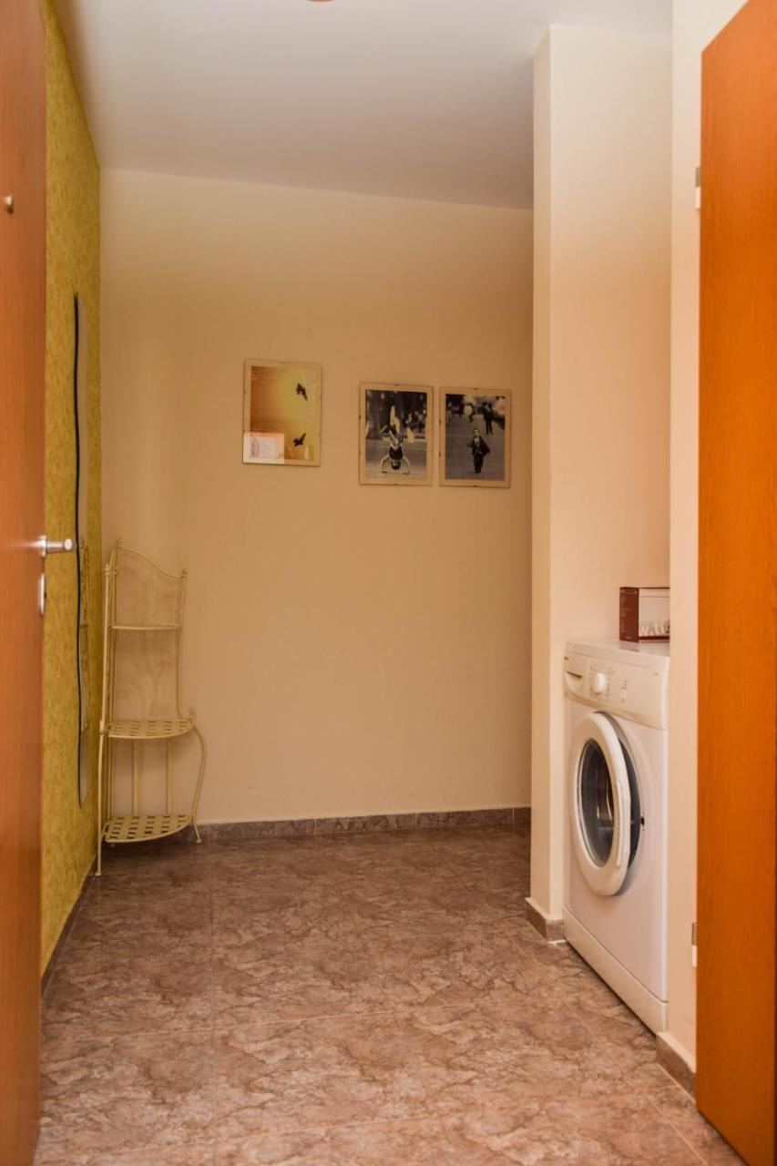 Comfort Apartment Pomorie Exterior photo